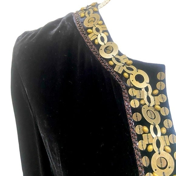 Beth Bowley black velvet silk lined dress antique gold bead trim neckline sz 12 - Picture 5 of 11